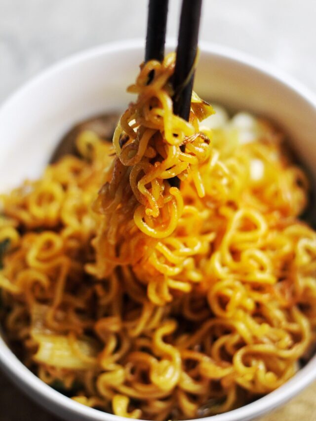 Easy 30 Minutes Fried Instant Noodles